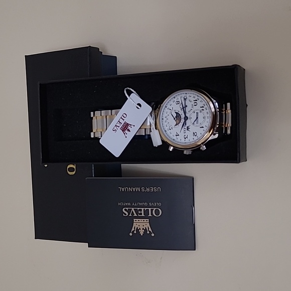 OLEVS #139 - Picture 2 of 6